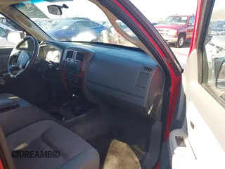 2005 Dodge Dakota SLT with VIN 1D7HW48N65S202948, listed as a IAAI auction lot 38573315 with 351,854 mi miles and . Bid and sale history available at DreamBid. Image 5.