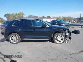 2018 Audi Q5 Premium Plus with VIN WA1BNAFY1J2126669, listed as a IAAI auction lot 41877318 with 44,397 mi miles. Bid and sale history available at carsss.com. Image 13.