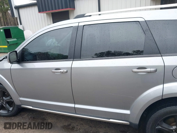 2020 Dodge Journey Crossroad with VIN 3C4PDCGB0LT225974, listed as a IAAI auction lot 41790741 with 73,595 mi miles and . Bid and sale history available at carsss.com. Image 15.