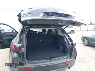2025 Mazda CX-50 S Preferred z VIN 7MMVABBM7SN341657, wystawiony jako IAAI lot #42148357 z przebiegiem 2 861 mil mil oraz . Historia ofert i sprzedaży dostępna na DreamBid. Obrazek 17.