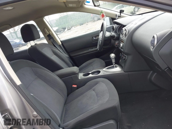 2013 Nissan Rogue SL with VIN JN8AS5MT7DW531056, listed as a IAAI auction lot 41951077 with 87,747 mi miles. Bid and sale history available at carsss.com. Image 5.