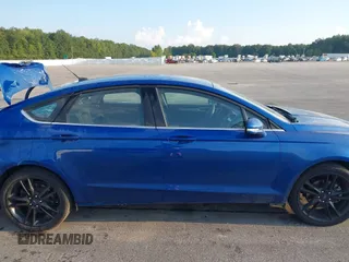 2018 Ford Fusion SE with VIN 3FA6P0HD7JR284151, listed as a IAAI auction lot 40269413 with 105,222 mi miles. Bid and sale history available at carsss.com. Image 13.