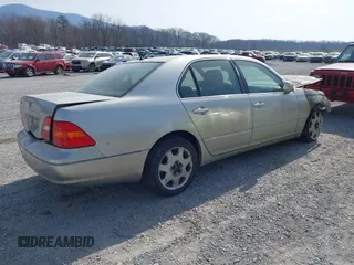 2002 Lexus LS 430 with VIN JTHBN30F320091170, listed as a IAAI auction lot 41816208 with Not Provided miles and . Bid and sale history available at carsss.com. Image 4.