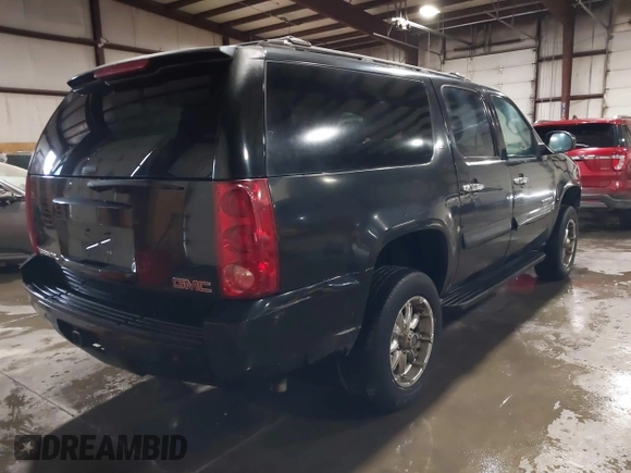 2007 GMC Yukon XL SLT with VIN 1GKFK16377R203165, listed as a IAAI auction lot 41622346 with 315,618 mi miles. Bid and sale history available at carsss.com. Image 4.