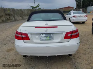 2011 Mercedes-Benz E-Class E 350 with VIN WDDKK5GF6BF055360, listed as a IAAI auction lot 42007061 with 99,238 mi miles. Bid and sale history available at carsss.com. Image 16.