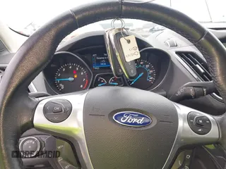 2013 Ford Escape Titanium with VIN 1FMCU0J96DUD85315, listed as a IAAI auction lot 41934204 with 152,132 mi miles and . Bid and sale history available at carsss.com. Image 11.