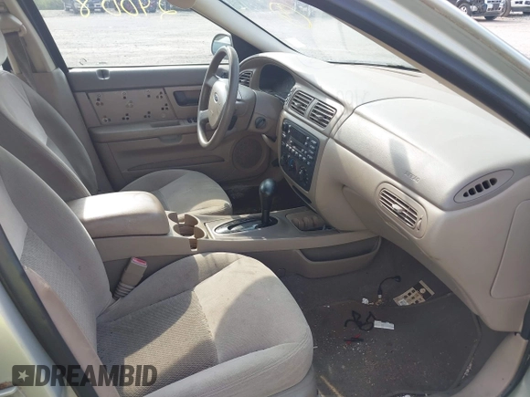 2004 Ford Taurus SE with VIN 1FAFP53U64A137175, listed as a IAAI auction lot 42824008 with 227,328 mi miles and . Bid and sale history available at DreamBid. Image 5.