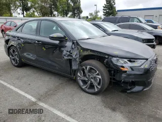 2022 Audi A3 Premium z VIN WAUAUDGY0NA094309, wystawiony jako Copart lot #55580283 z przebiegiem 5 664 mil mil oraz . Historia ofert i sprzedaży dostępna na DreamBid. Obrazek 4.