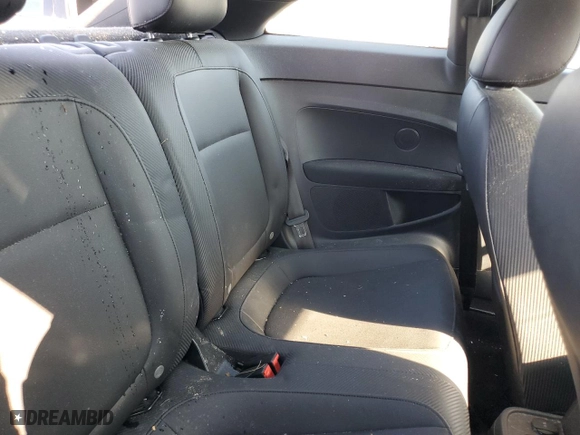 2018 Volkswagen Beetle S with VIN 3VWFD7AT4JM700857, listed as a Copart auction lot 76125604 with 75,560 mi miles and Salvage Title. Bid and sale history available at carsss.com. Image 10.