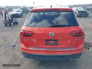 2019 Volkswagen Tiguan SEL Premium with VIN 3VV4B7AX9KM068380, listed as a IAAI auction lot 41640535 with 54,131 mi miles. Bid and sale history available at carsss.com. Image 16.