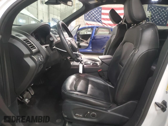 2018 Ford Explorer XLT with VIN 1FM5K7D86JGC54664, listed as a Copart auction lot 50135835 with 111,460 mi miles and Salvage Title. Bid and sale history available at DreamBid. Image 7.