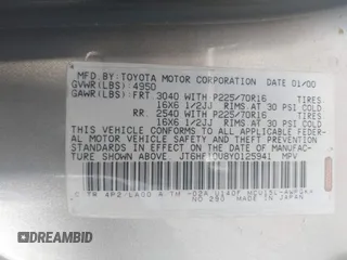 2000 Lexus RX 300 with VIN JT6HF10U8Y0125941, listed as a IAAI auction lot 41903827 with Not Provided miles. Bid and sale history available at carsss.com. Image 9.