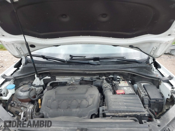 2019 Volkswagen Tiguan SE with VIN 3VV3B7AX6KM018161, listed as a IAAI auction lot 42279398 with 96,534 mi miles and . Bid and sale history available at DreamBid. Image 10.
