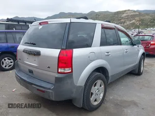 2005 Saturn VUE with VIN 5GZCZ53495S854140, listed as a IAAI auction lot 42057703 with 134,146 mi miles. Bid and sale history available at carsss.com. Image 4.