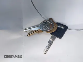 1988 Chevrolet Blazer с VIN 1GNEV18K2JF151480, выставлен на аукционе IAAI как лот 42590420 с пробегом Не указан миль и . История ставок и продаж доступна на DreamBid. Изображение 11.