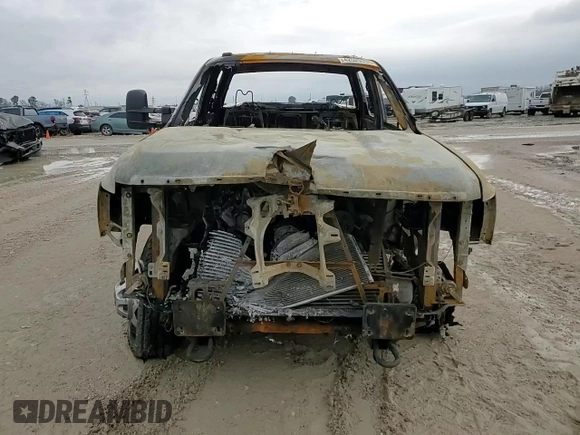 2014 Chevrolet Silverado 3500HD LTZ z VIN 1GC4K1C82EF110023, wystawiony jako Copart lot #42529335 z przebiegiem Nie podano mil oraz Nie do naprawy • Non repairable. Historia ofert i sprzedaży dostępna na DreamBid. Obrazek 12.