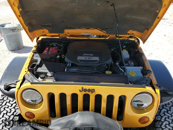 2013 Jeep Wrangler Unlimited Rubicon with VIN 1C4BJWFG9DL543798, listed as a Copart auction lot 49322385 with 159,674 mi miles and Salvage Title. Bid and sale history available at carsss.com. Image 11.