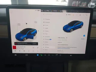 2022 Tesla Model 3 Long Range with VIN 5YJ3E1EB8NF255163, listed as a IAAI auction lot 42105451 with 40,166 mi miles and . Bid and sale history available at DreamBid. Image 18.