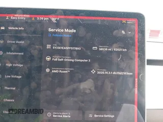 2023 Tesla Model 3 z VIN 5YJ3E1EA5PF517893, wystawiony jako IAAI lot #42515181 z przebiegiem 38 538 mil mil oraz . Historia ofert i sprzedaży dostępna na DreamBid. Obrazek 7.