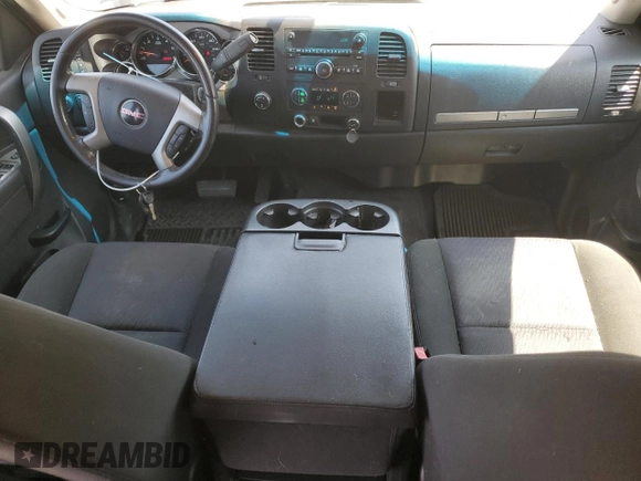 2011 GMC Sierra 1500 SLE with VIN 3GTP2VE38BG188869, listed as a Copart auction lot 60488425 with 300,788 mi miles and Salvage title. Bid and sale history available at DreamBid. Image 8.