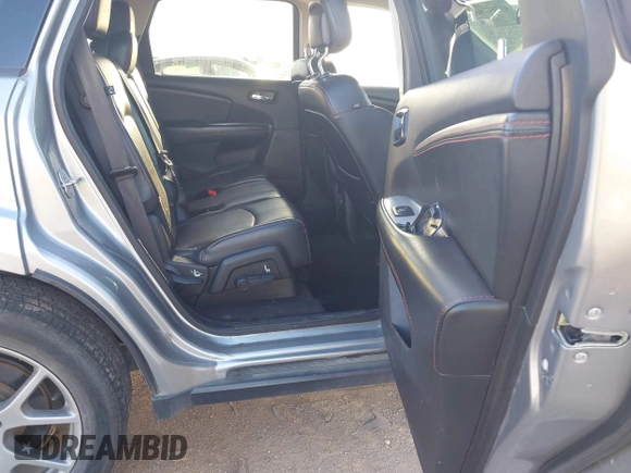2019 Dodge Journey GT z VIN 3C4PDCEG0KT717286, wystawiony jako IAAI lot #41762743 z przebiegiem 93 117 mil mil oraz . Historia ofert i sprzedaży dostępna na DreamBid. Obrazek 8.