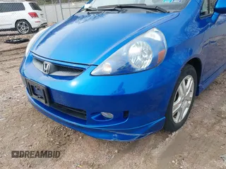 2007 Honda Fit Sport with VIN JHMGD38617S049394, listed as a IAAI auction lot 41962672 with 117,368 mi miles. Bid and sale history available at carsss.com. Image 12.