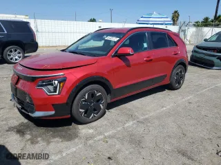 2023 Kia Niro EV Wind with VIN KNDCR3L15P5027720, listed as a Copart auction lot 70914984 with 35,116 mi miles and Clean Title. Bid and sale history available at carsss.com. Image 1.