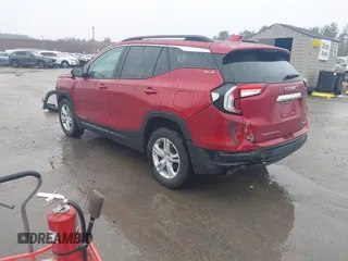 2024 GMC Terrain SLE z VIN 3GKALTEG4RL162236, wystawiony jako IAAI lot #41733811 z przebiegiem 35 542 mil mil oraz . Historia ofert i sprzedaży dostępna na DreamBid. Obrazek 3.