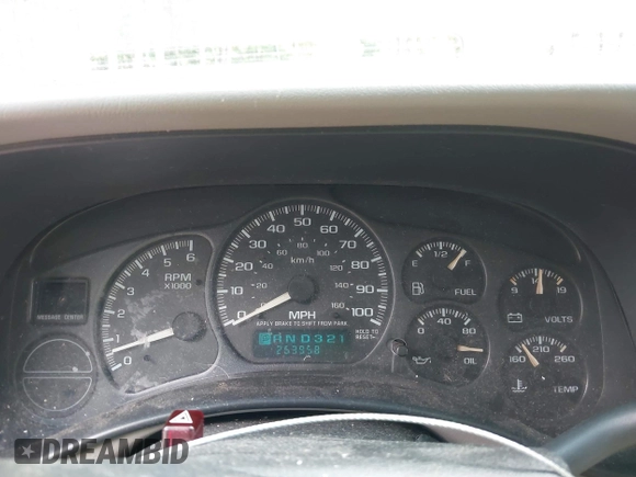 2002 Chevrolet Suburban LT with VIN 1GNFK16Z62J127727, listed as a IAAI auction lot 42367170 with 253,958 mi miles and . Bid and sale history available at DreamBid. Image 7.