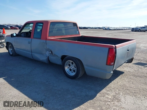 1998 Chevrolet Silverado 1500 with VIN 2GCEC19M8W1262449, listed as a IAAI auction lot 41381266 with 167,930 mi miles and . Bid and sale history available at DreamBid. Image 3.