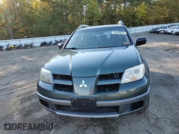 2006 Mitsubishi Outlander LS with VIN JA4LX31F66U014185, listed as a Copart auction lot 76593874 with 197,182 mi miles and Salvage Title. Bid and sale history available at carsss.com. Image 12.