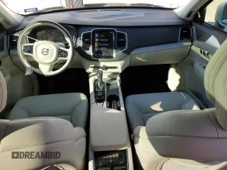 2022 Volvo XC90 Momentum with VIN YV4102PK9N1857620, listed as a Copart auction lot 87395714 with 34,325 mi miles and Salvage Title. Bid and sale history available at carsss.com. Image 8.