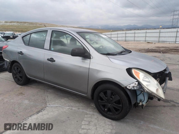2014 Nissan Versa SV with VIN 3N1CN7AP1EL819809, listed as a Copart auction lot 51960405 with 144,859 mi miles and Salvage Title. Bid and sale history available at DreamBid. Image 4.