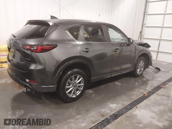 2024 Mazda CX-5 S Select with VIN JM3KFBBL0R0407444, listed as a IAAI auction lot 41475326 with 11,370 mi miles and . Bid and sale history available at DreamBid. Image 4.