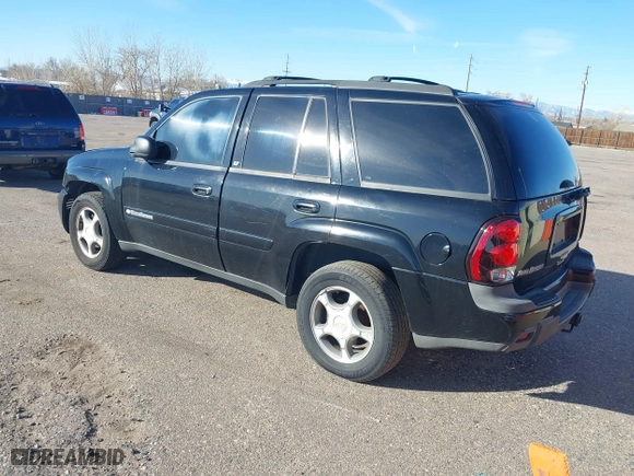 2004 Chevrolet TrailBlazer LS with VIN 1GNDT13S842254665, listed as a IAAI auction lot 40991990 with 279,045 mi miles. Bid and sale history available at carsss.com. Image 3.