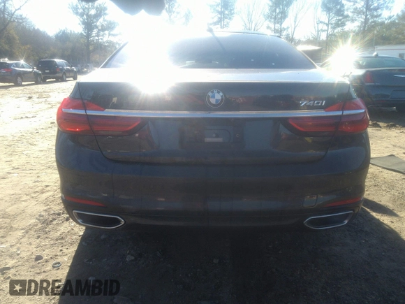 2018 BMW 7 Series 740i with VIN WBA7E2C57JG742257, listed as a IAAI auction lot 41353435 with 77,125 mi miles. Bid and sale history available at carsss.com. Image 17.