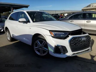 2024 Audi Q5 S line Premium with VIN WA1G2AFY0R2101708, listed as a Copart auction lot 44791195 with 7,088 mi miles and Salvage title. Bid and sale history available at DreamBid. Image 4.