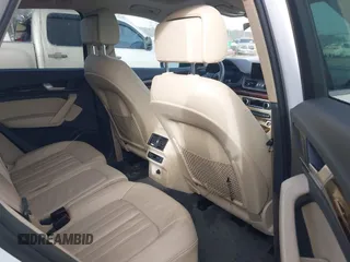 2018 Audi Q5 Premium Plus with VIN WA1BNAFY3J2006324, listed as a IAAI auction lot 41099767 with 52,332 mi miles. Bid and sale history available at carsss.com. Image 8.