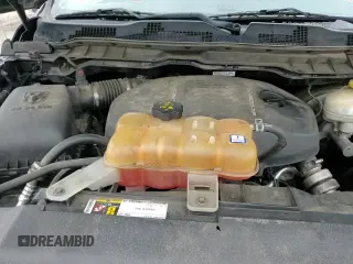 2017 Ram 1500 Laramie z VIN 1C6RR7NMXHS875577, wystawiony jako Copart lot #81683425 z przebiegiem 98 628 mil mil oraz Szkoda całkowita • Salvage title. Historia ofert i sprzedaży dostępna na DreamBid. Obrazek 13.