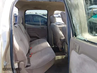 2002 Toyota Tacoma PreRunner with VIN 5TEGN92N82Z089929, listed as a IAAI auction lot 41445391 with 137,543 mi miles. Bid and sale history available at carsss.com. Image 8.