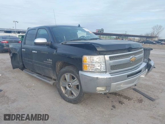 2013 Chevrolet Silverado 1500 LT with VIN 3GCPCSE00DG141940, listed as a IAAI auction lot 41882612 with Not Provided miles. Bid and sale history available at carsss.com. Image 1.