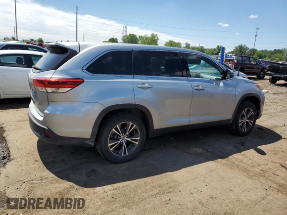 2019 Toyota Highlander LE with VIN 5TDZARFH1KS053120, listed as a Copart auction lot 62933335 with 69,026 mi miles and Clean title. Bid and sale history available at DreamBid. Image 3.