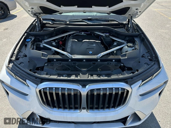 2023 BMW X7 xDrive40i with VIN 5UX23EM03P9P67515, listed as a Copart auction lot 52912265 with 29,365 mi miles and Clean Title. Bid and sale history available at carsss.com. Image 5.