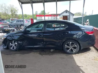 2020 Nissan Sentra SV z VIN 3N1AB8CV3LY220413, wystawiony jako IAAI lot #42128525 z przebiegiem 33 314 mil mil oraz . Historia ofert i sprzedaży dostępna na DreamBid. Obrazek 14.