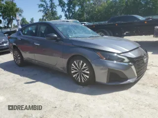 2024 Nissan Altima 2.5 SV with VIN 1N4BL4DV0RN353504, listed as a Copart auction lot 52499205 with 35,419 mi miles and Clean Title. Bid and sale history available at carsss.com. Image 4.