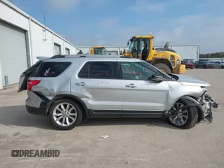 2011 Ford Explorer XLT с VIN 1FMHK7D83BGA50421, выставлен на аукционе IAAI как лот 41110558 с пробегом 206 329 миль миль и . История ставок и продаж доступна на DreamBid. Изображение 13.