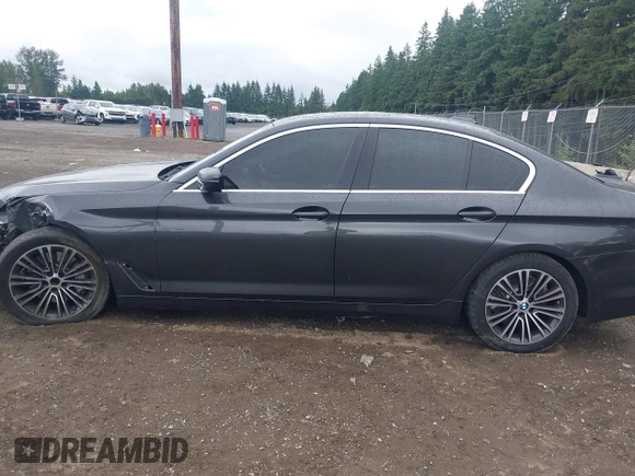 2019 BMW 5 Series 530i с VIN WBAJA5C53KBX87813, выставлен на аукционе IAAI как лот 42541607 с пробегом 91 922 миль миль и . История ставок и продаж доступна на DreamBid. Изображение 14.