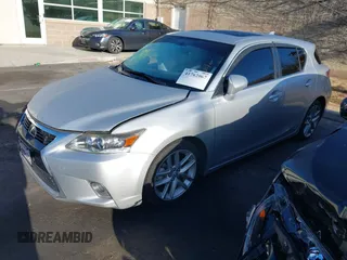 2015 Lexus CT 200h z VIN JTHKD5BH0F2219582, wystawiony jako IAAI lot #41762067 z przebiegiem Nie podano mil oraz . Historia ofert i sprzedaży dostępna na DreamBid. Obrazek 17.