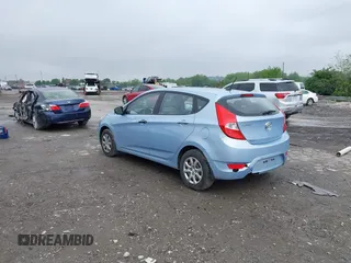 2012 Hyundai Accent GS z VIN KMHCT5AE4CU057239, wystawiony jako IAAI lot #42267212 z przebiegiem 99 446 mil mil oraz . Historia ofert i sprzedaży dostępna na DreamBid. Obrazek 3.