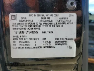 2000 GMC New Sierra 1500 SLE with VIN 1GTEK19T6YE430522, listed as a Copart auction lot 50048365 with Not Provided miles and Clean Title. Bid and sale history available at carsss.com. Image 12.
